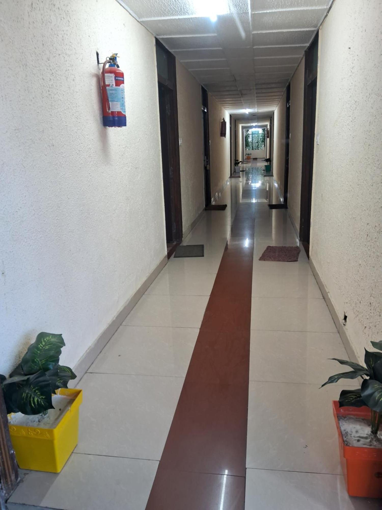 Hotel The Mussoorie International Exterior photo