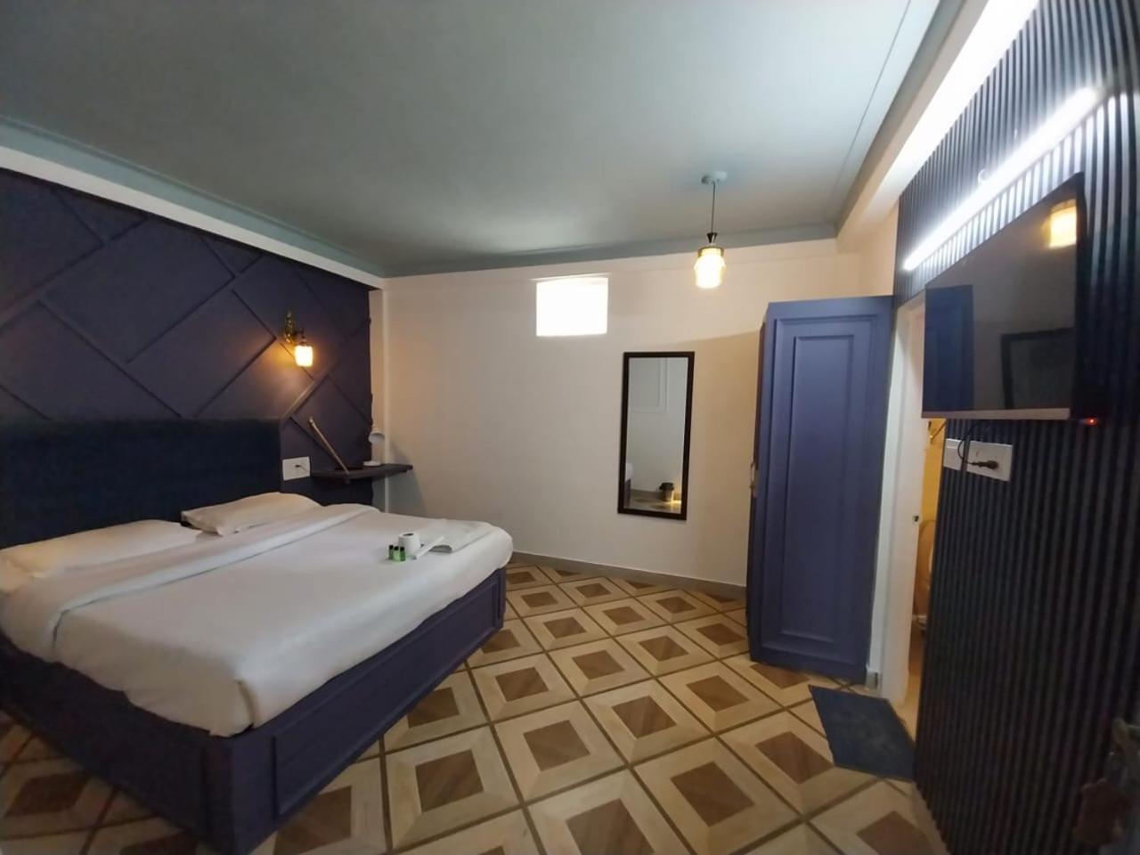 Hotel The Mussoorie International Exterior photo