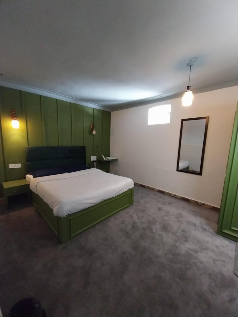 Hotel The Mussoorie International Exterior photo