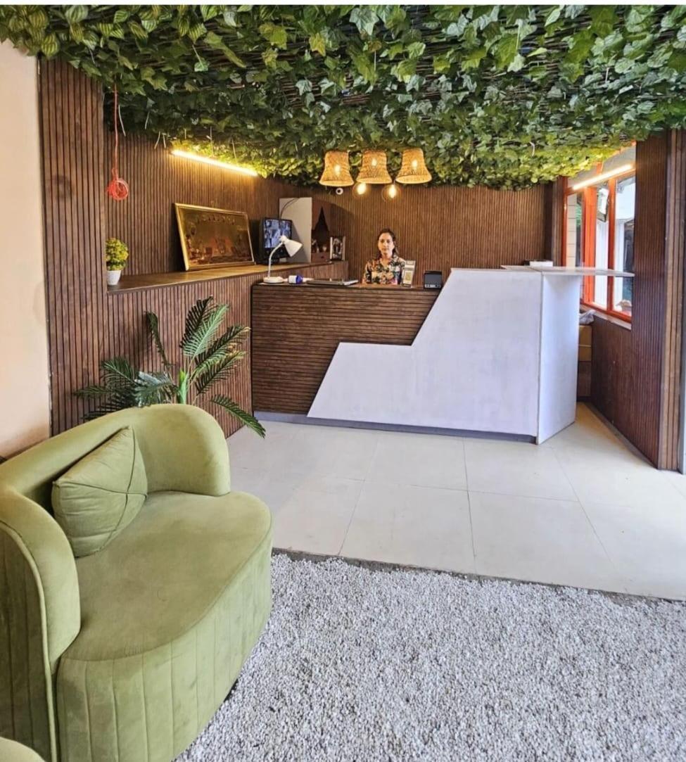 Hotel The Mussoorie International Exterior photo